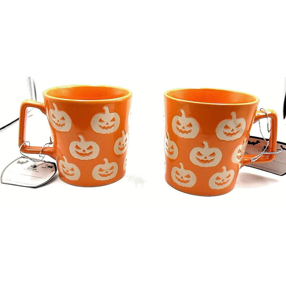Halloween Pumpkin Coffee Mugs Set Of 2 Orange/White‎ New 4" wide x 4" Tall